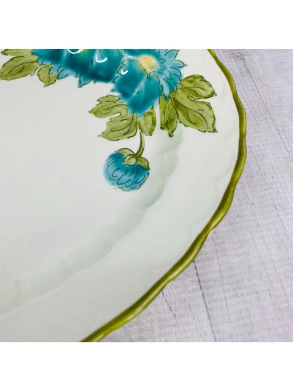 MCM Metlox Poppytrail Vernon BLUE FASCINATION Floral Green Trim Oval 14